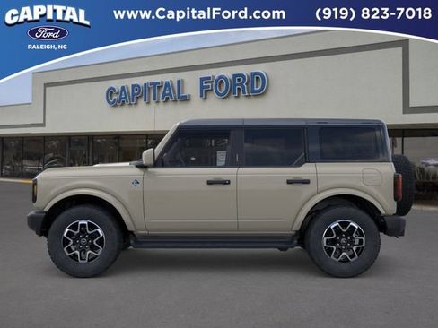 New 2026 Ford Bronco Outer Banks AWD/4WD image 3