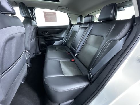 Certified 2024 Nissan Ariya AWD image 22