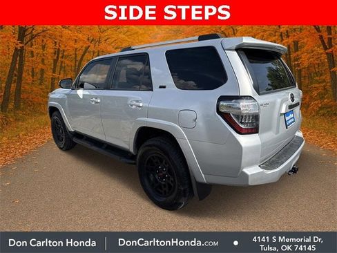 Used 2023 Toyota 4Runner SR5 Premium image 5