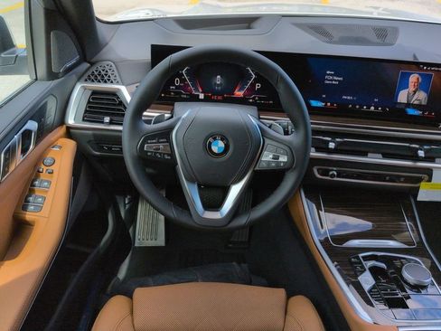 New 2026 BMW X5 sDrive40i w/ Climate Comfort Package image 16