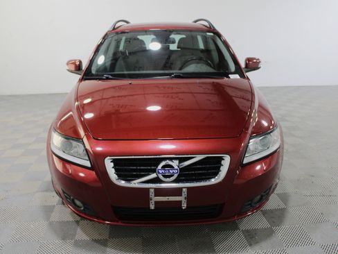 Used 2011 Volvo V50 T5 image 29