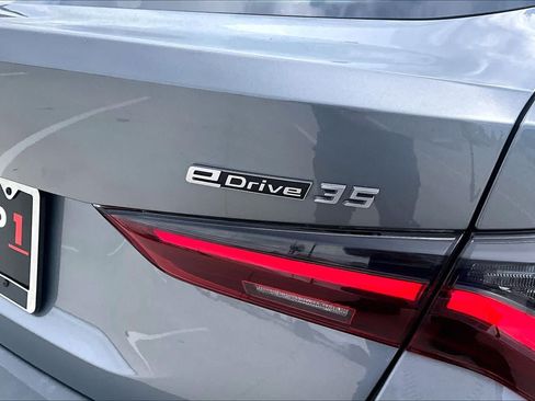 Used 2023 BMW i4 eDrive35 w/ Parking Assistance Package RWD image 9