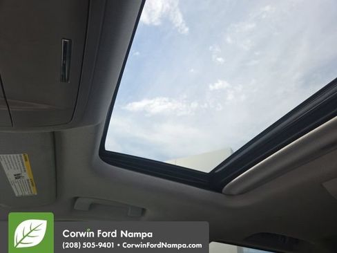 Used 2017 Chevrolet Suburban LT AWD/4WD image 4