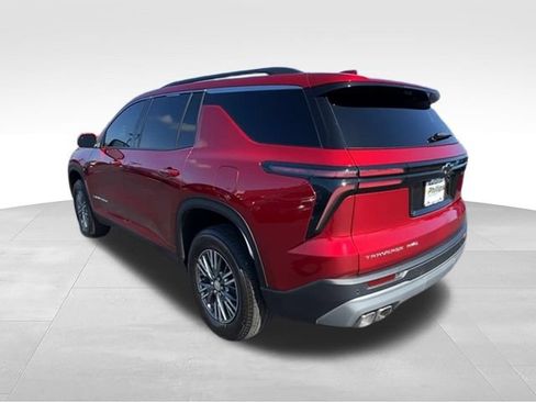 Used 2026 Chevrolet Traverse LT w/ Driver Confidence Package AWD/4WD image 6