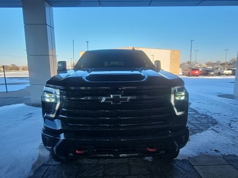 Used 2025 Chevrolet Silverado 2500 LTZ w/ Trail Boss Package image 10