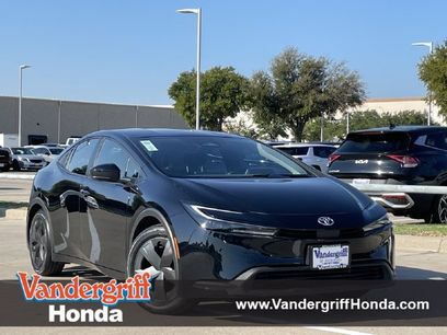 Used 2025 Toyota Prius LE