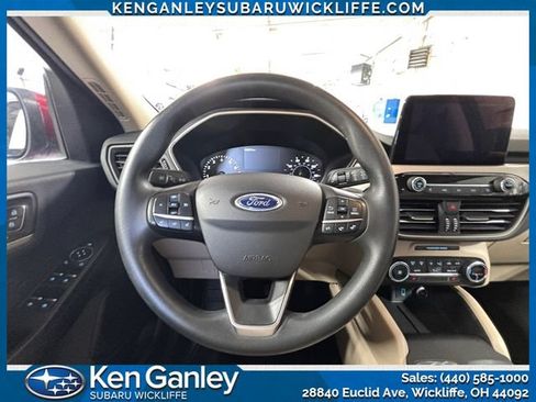 Used 2020 Ford Escape SE AWD/4WD image 13
