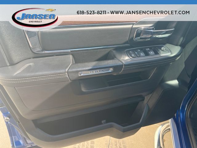 Used 2016 RAM 1500 Laramie w/ Convenience Group AWD/4WD image 21