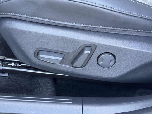 Used 2023 Kia Niro Wind FWD image 27