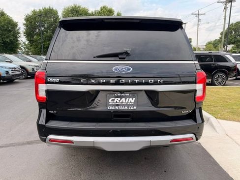 Used 2024 Ford Expedition Max XLT RWD image 6