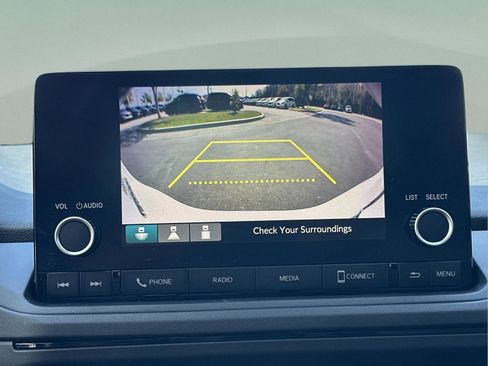 Certified 2023 Honda Accord EX image 29