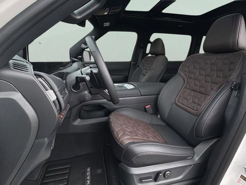 New 2026 Nissan Armada Platinum RWD image 30