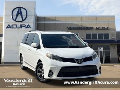 Used 2019 Toyota Sienna SE Premium
