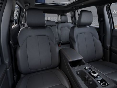 New 2026 Jeep Cherokee Limited image 9