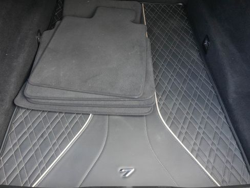 Used 2019 BMW 740i 740i w/ M Sport Package image 41