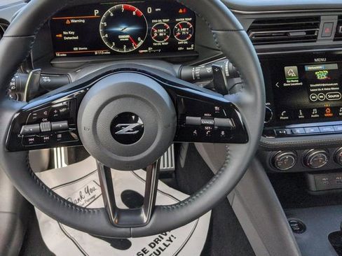 New 2024 Nissan Z Performance w/ Heritage Edition RWD image 11