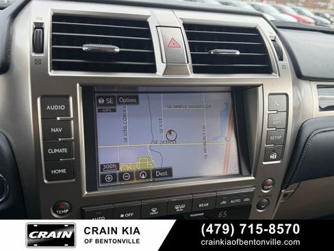 Used 2021 Lexus GX 460 Premium w/ Premium Package image 16