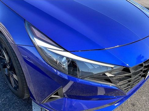 Used 2023 Hyundai Elantra SEL image 27