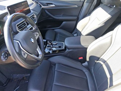 Certified 2023 BMW X4 xDrive30i w/ Premium Package image 5