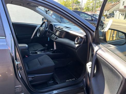 Used 2017 Toyota RAV4 LE w/ All Weather Liner Package AWD/4WD image 25