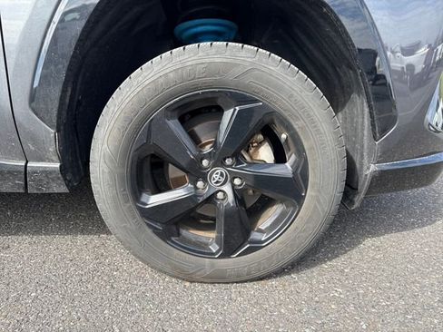 Used 2019 Toyota RAV4 XSE w/ Carpet Mat Package image 11