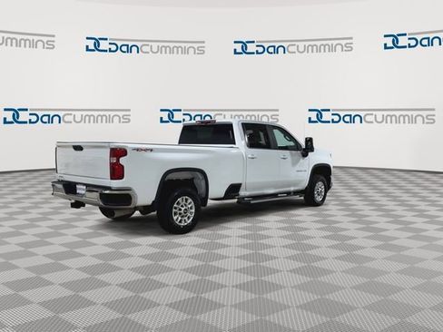 Used 2025 Chevrolet Silverado 2500 LT w/ Safety Package AWD/4WD image 8