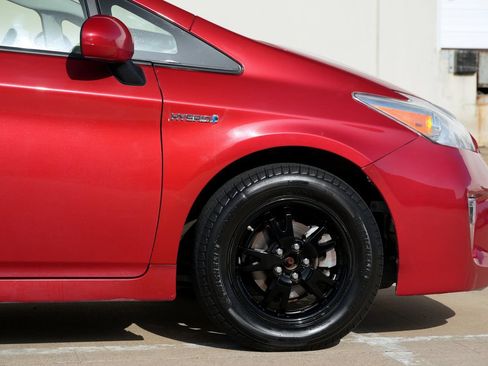 Used 2013 Toyota Prius Three FWD image 28