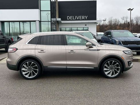 Used 2020 Lincoln Nautilus Reserve w/ Equipment Group 201A image 28