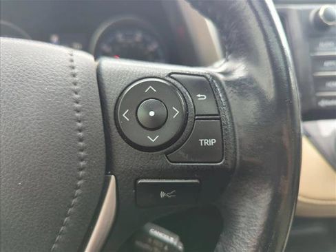 Used 2018 Toyota RAV4 XLE image 26