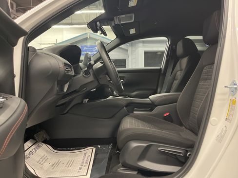 Used 2026 Honda HR-V Sport image 11
