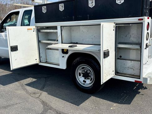 Used 2016 Ford F250 XL w/ XL Appearance Package image 9