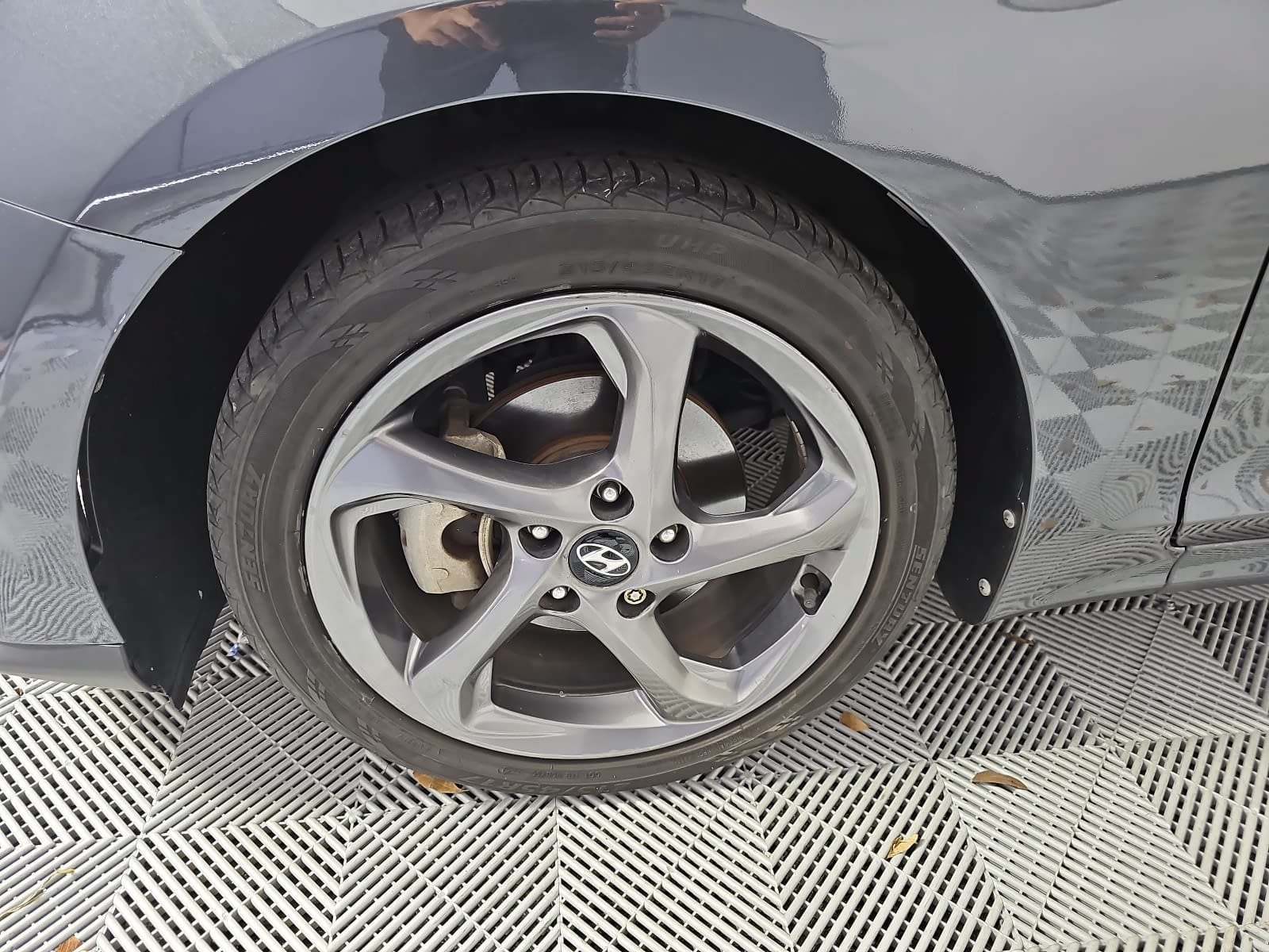 Used 2019 Hyundai Veloster 2.0 FWD image 10