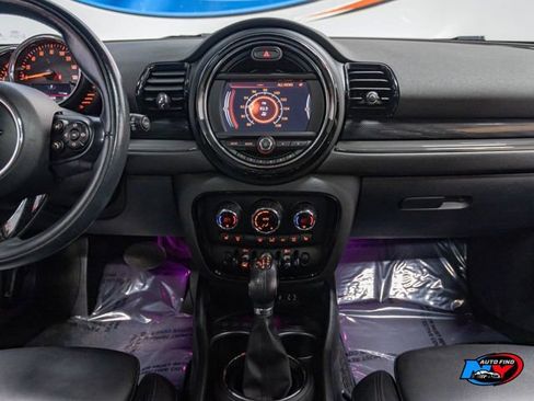 Used 2016 MINI Cooper Clubman S image 11