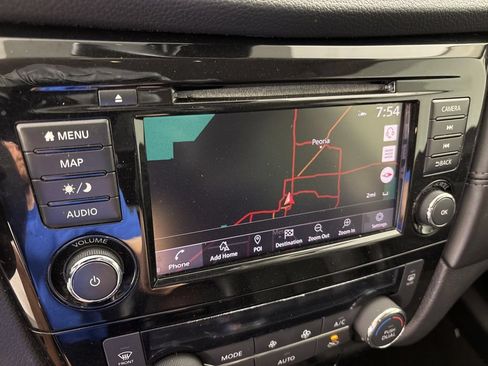 Used 2019 Nissan Rogue SL FWD image 38