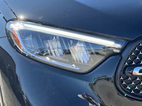 Certified 2024 Mercedes-Benz GLC 300 image 8