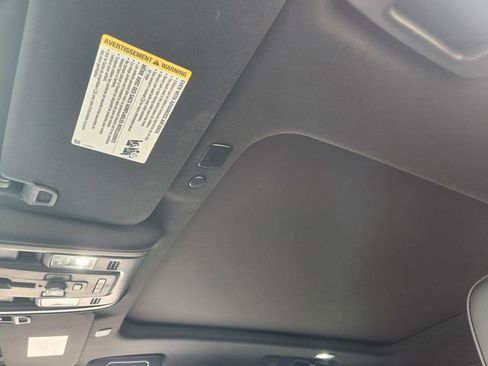 Used 2022 GMC Yukon XL Denali image 24