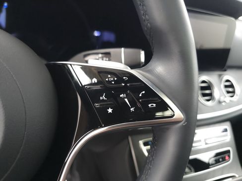 Certified 2022 Mercedes-Benz E 350 4MATIC Sedan image 13