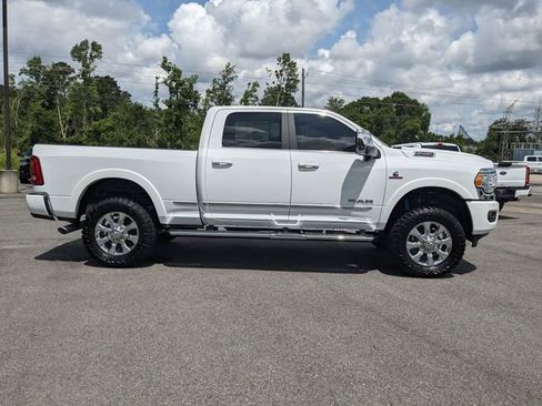 Used 2023 RAM 2500 Limited AWD/4WD image 3