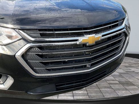 Used 2020 Chevrolet Traverse Premier FWD image 29