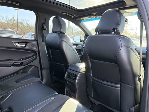 Used 2019 Ford Edge ST w/ Equipment Group 401A image 18