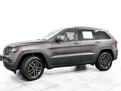 Used 2020 Jeep Grand Cherokee Trailhawk AWD/4WD image 4