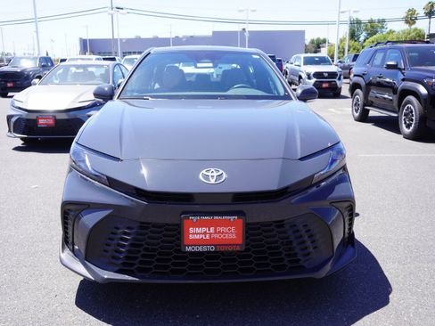 New 2026 Toyota Camry SE FWD image 6