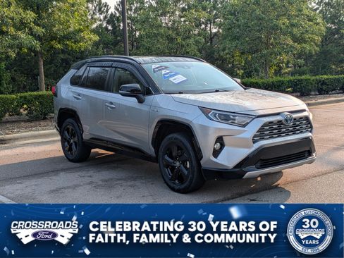 Used 2020 Toyota RAV4 XSE w/ XSE Grade Weather Package AWD/4WD image 1