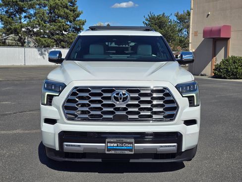 Used 2025 Toyota Sequoia Capstone w/ TRD Performance Package (TMS) image 37