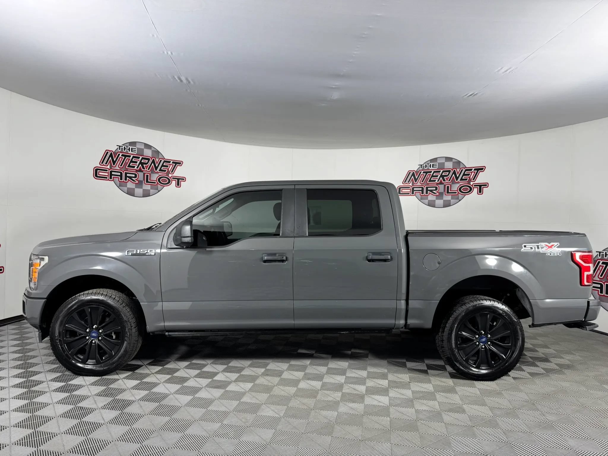 Used 2020 Ford F150 XL w/ Equipment Group 101A Mid AWD/4WD image 4