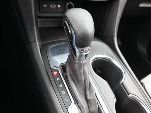 Used 2023 Chevrolet Equinox LS FWD image 20