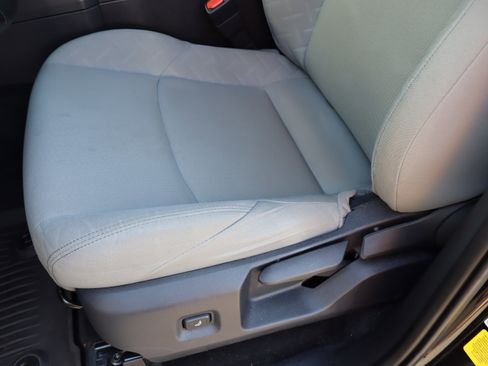 Used 2025 Toyota Tacoma SR5 image 20