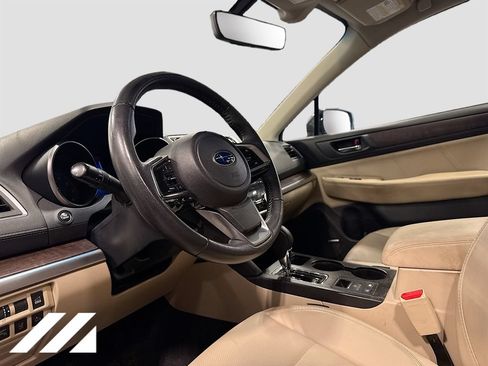 Used 2019 Subaru Outback 2.5i Limited w/ Popular Package #2 AWD/4WD image 9