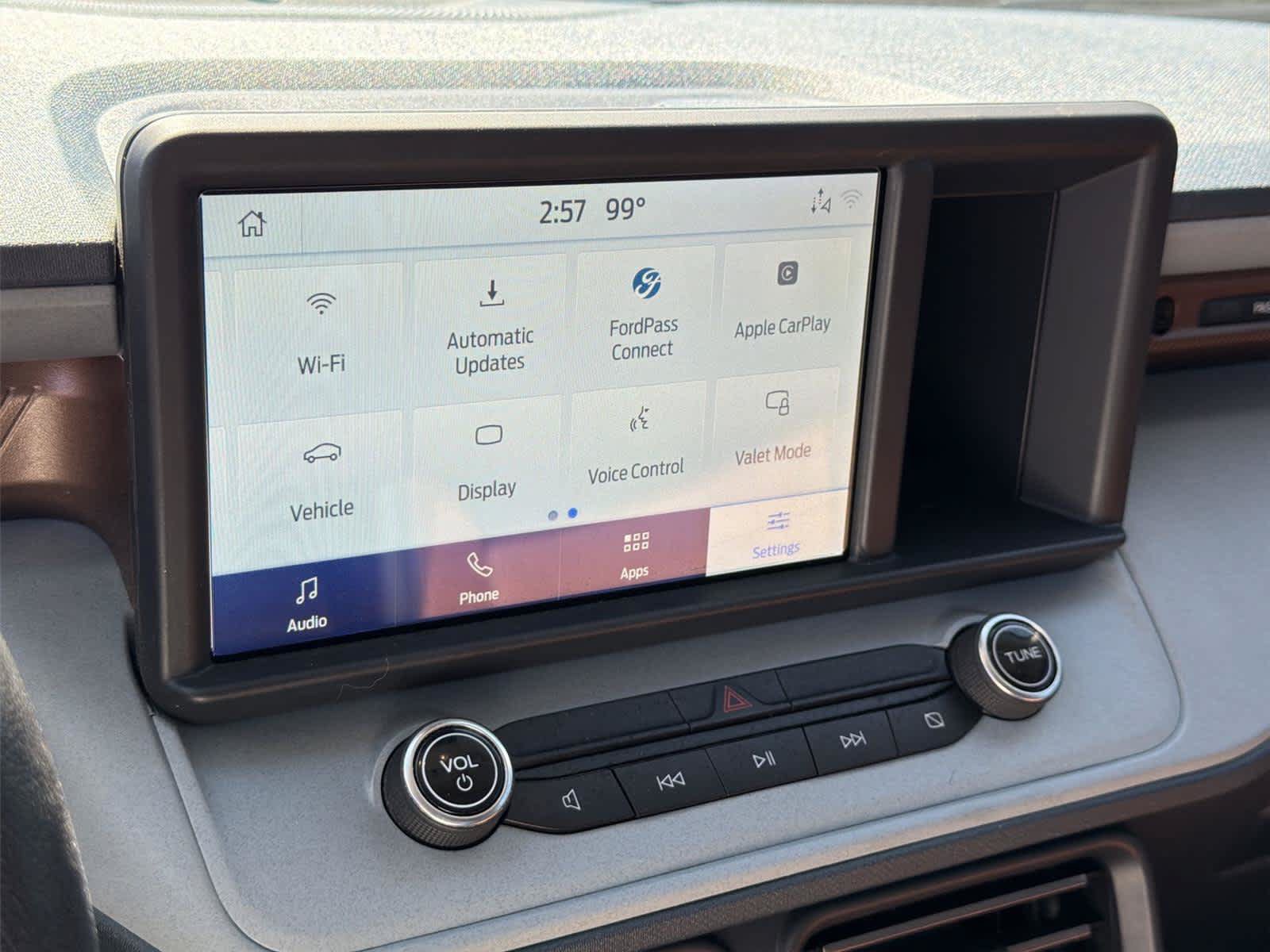 Used 2022 Ford Maverick Lariat w/ Lariat Luxury Package FWD image 40