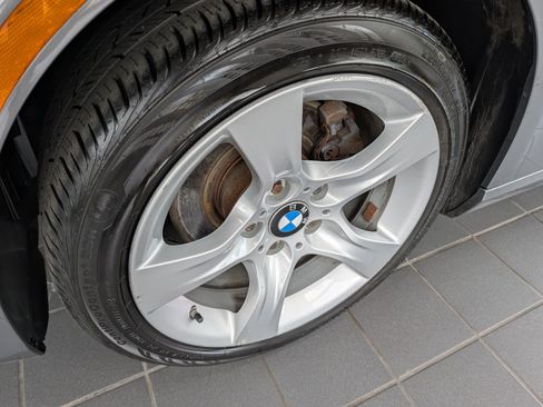Used 2011 BMW 328i xDrive Coupe AWD/4WD image 8